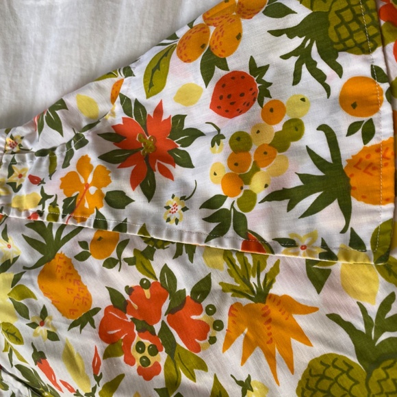 Vintage Fruit pattern wrap skirt - Picture 3 of 3